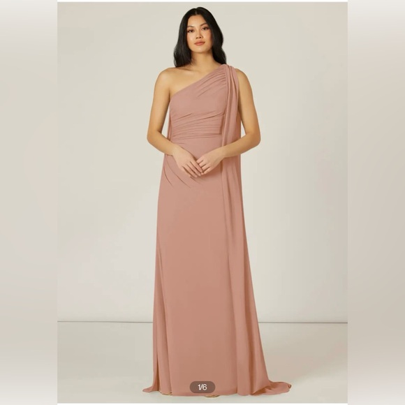 Azazie Lydia size A8 Champagne color - Picture 1 of 7